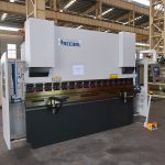 hidrouliese buigmasjien CNC 3-as-persrem na Maleisië