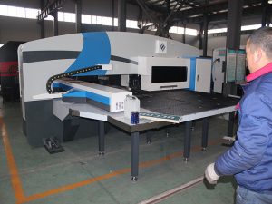 CNC-rewolwerpers gebruik