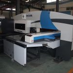 troefstyl cnc-rewolwerponsdruk outomatiese gatponsmasjienprys